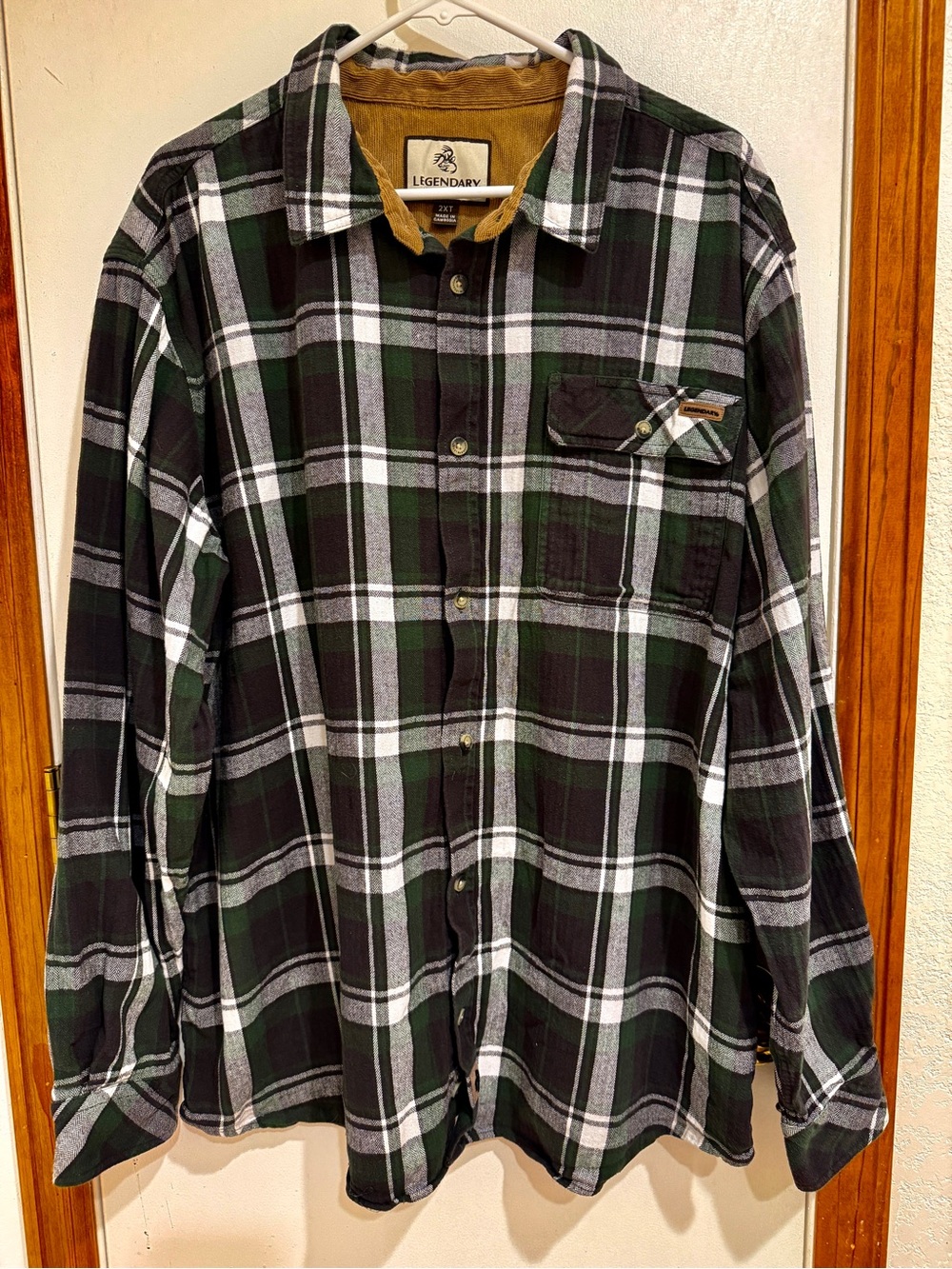Legendary Whitetails Black, Green & White Plaid Button-Down Shirt